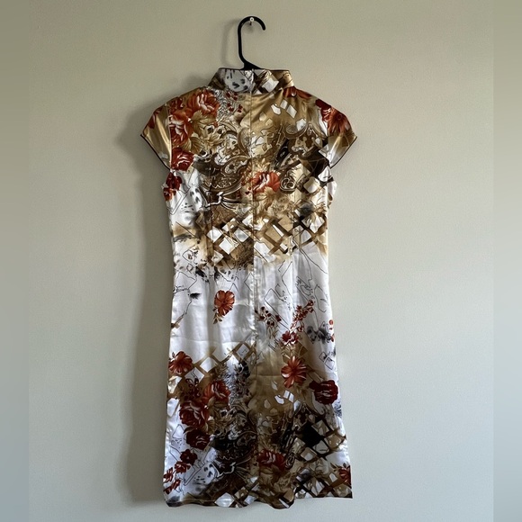 Autumn Colours Cheongsam / Qipao - Picture 3 of 4